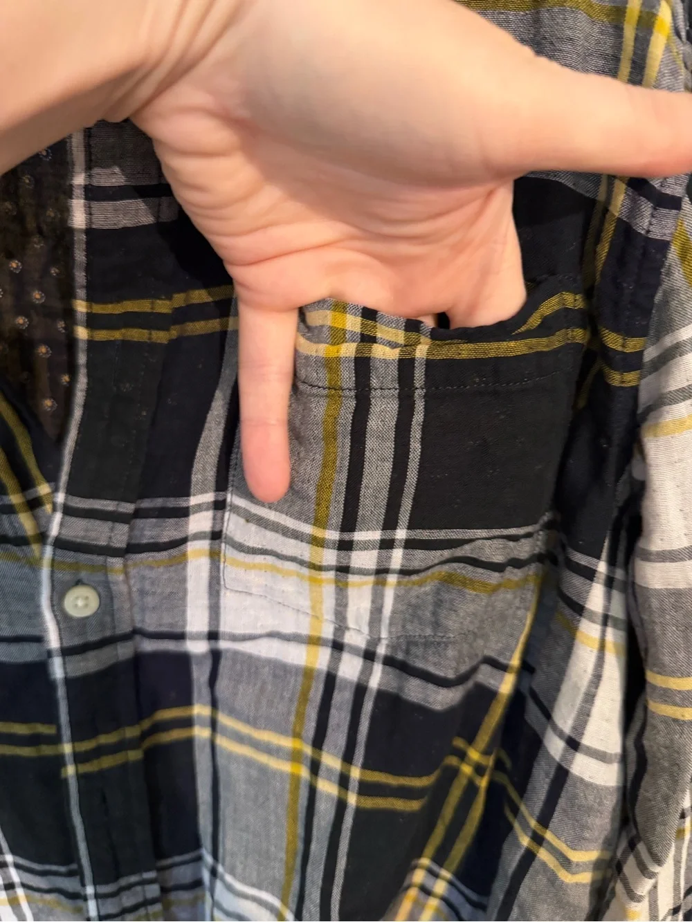 Banana Republic Black, White & Yellow Plaid Casual Button-Down Shirt